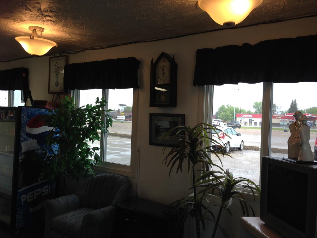 Plains Motor Inn Stettler Exterior foto